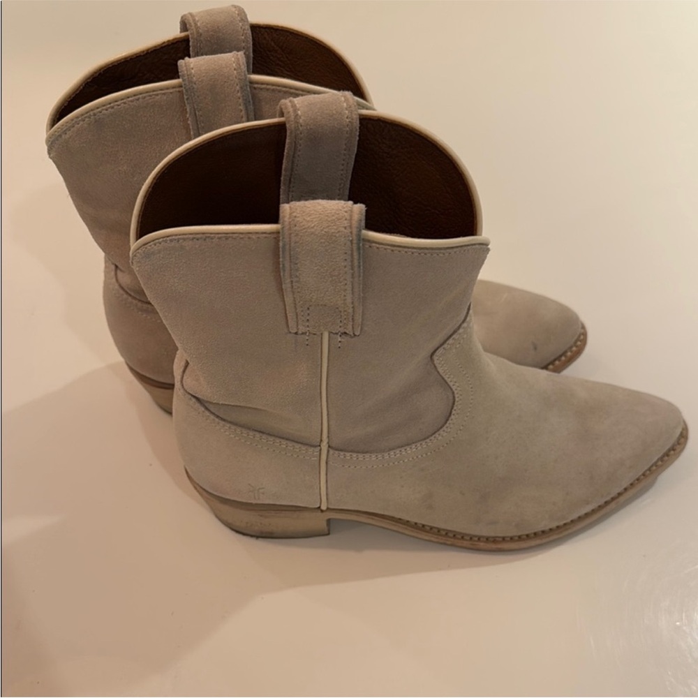 Frye Women's Cream Ankle Boots